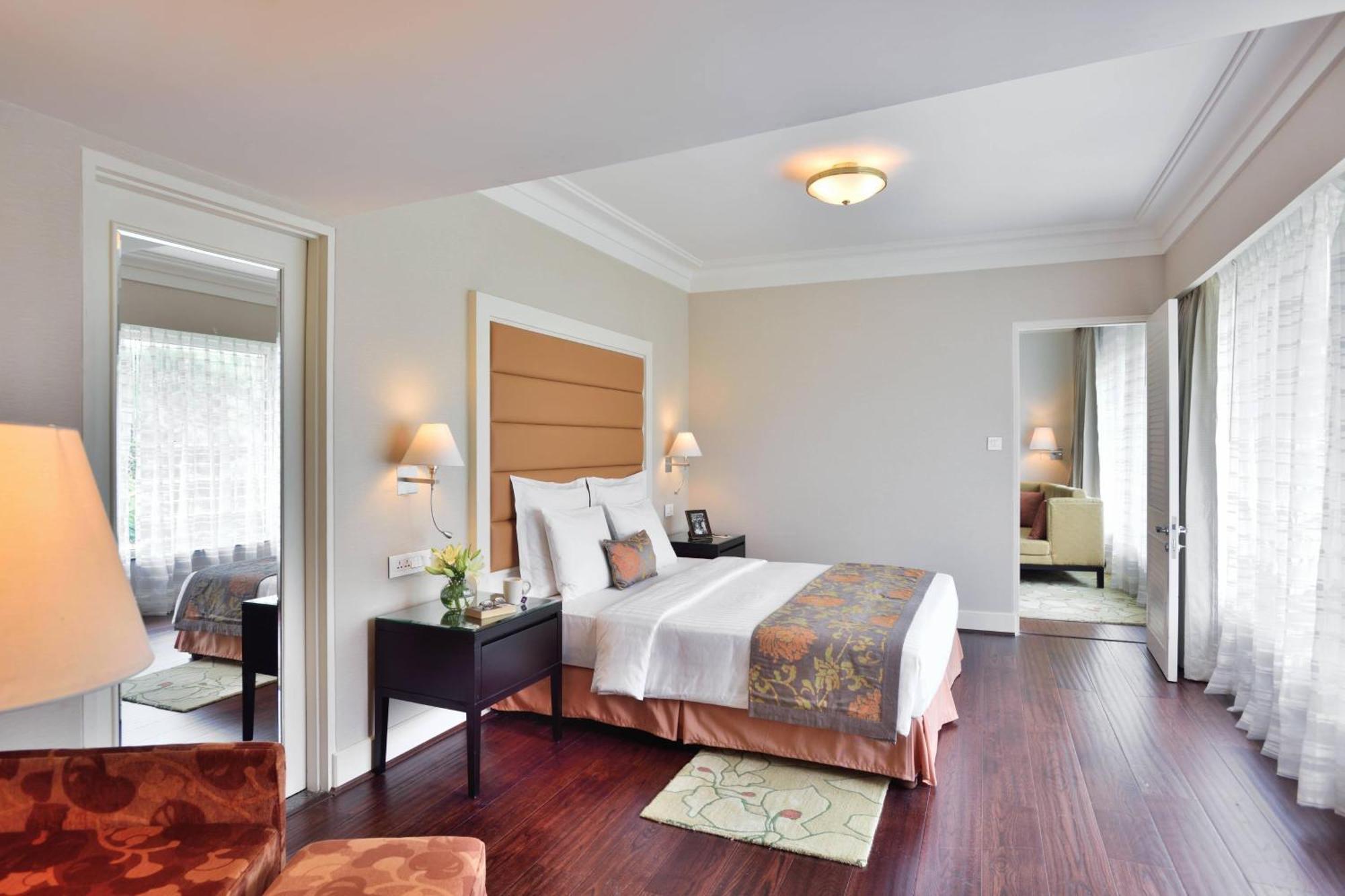 Marriott Executive Apartment - Lakeside Chalet, Mumbai Exterior photo
