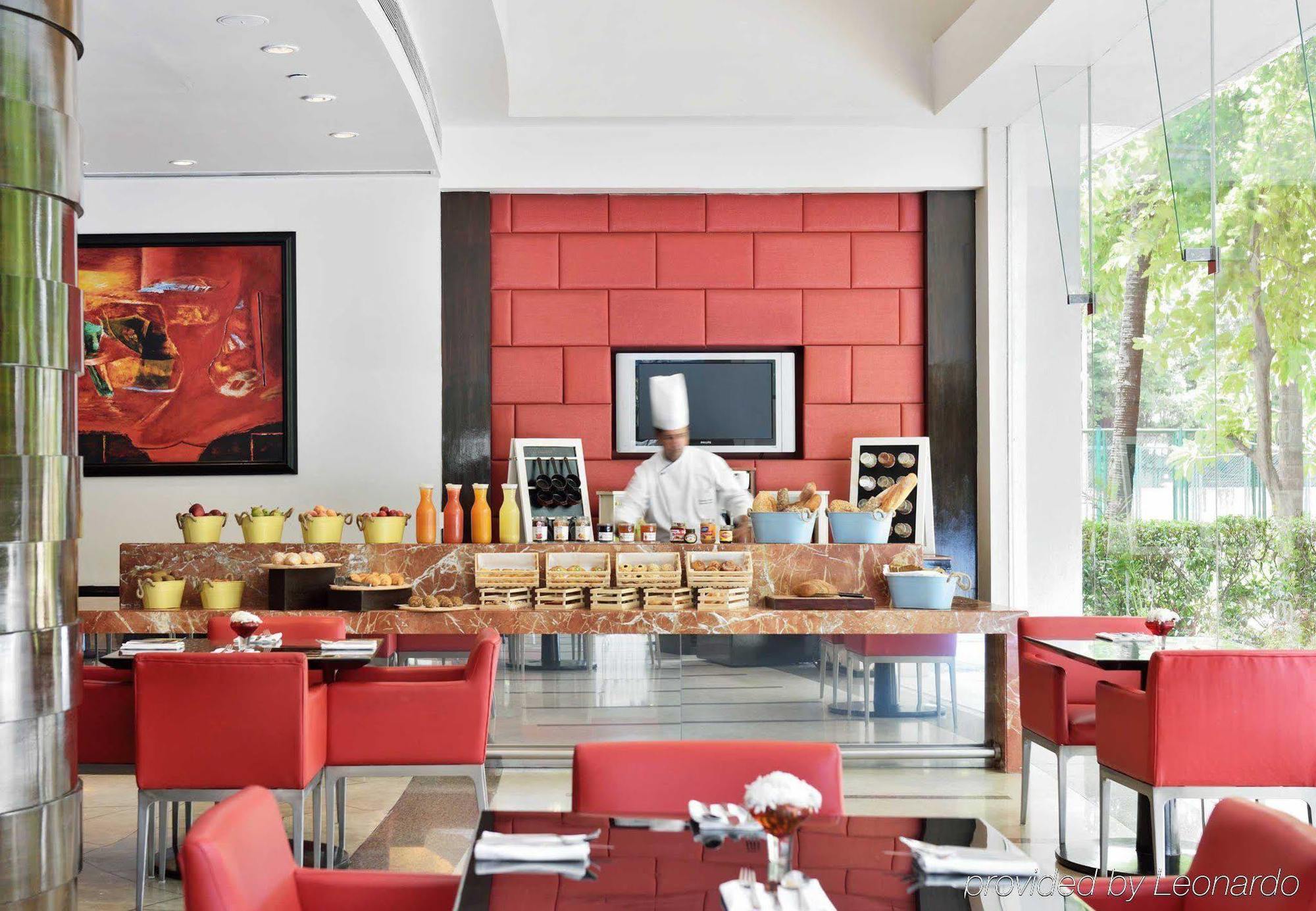 Marriott Executive Apartment - Lakeside Chalet, Mumbai Exterior photo